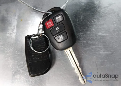 2014 Toyota Corolla S Plus из США, поврежденный, VIN 2T1BURHE3EC134872